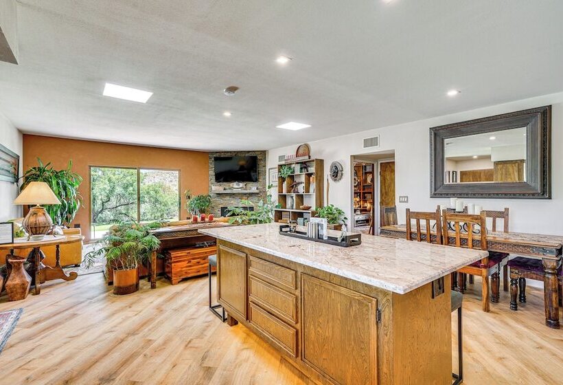 Oro Valley Retreat W/ Pool & Breathtaking Views!