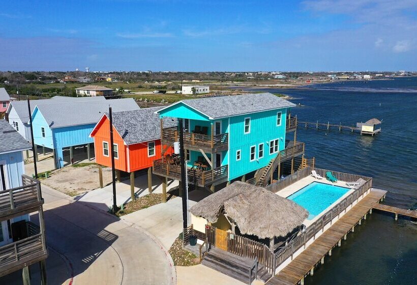 Waterfront Shared Pool W/ Bay Views, Boat Dock Oscar S Lodge By Avantstay