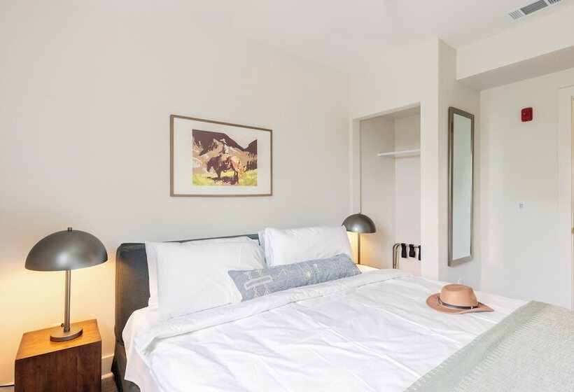 Outrider Buyout 2 Units By Avantstay Sleeps 24