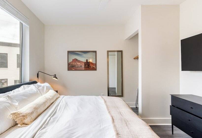 Outrider Buyout 2 Units By Avantstay Sleeps 24