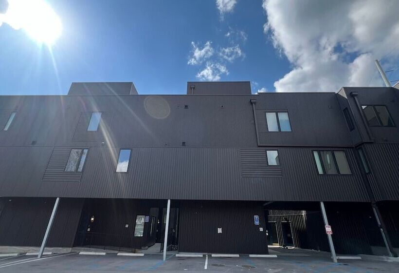 Outrider Buyout 2 Units By Avantstay Sleeps 24