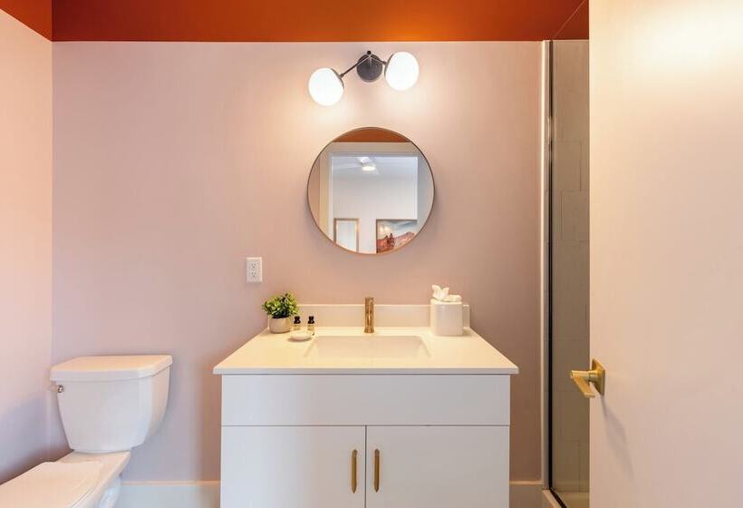 Outrider Buyout 2 Units By Avantstay Sleeps 24