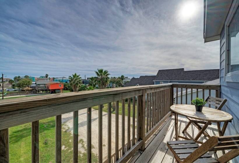 Private Pool, Game Room, Patio, Near The Beach Palm House By Avantstay