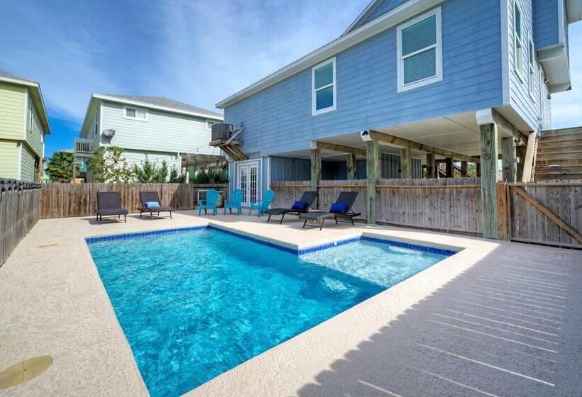 Private Pool, Game Room, Patio, Near The Beach Palm House By Avantstay