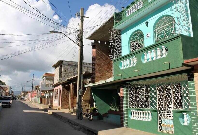 پانسیون Hostal Doña Miñe Trinidad