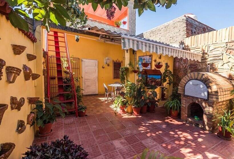 پانسیون Hostal Doña Miñe Trinidad