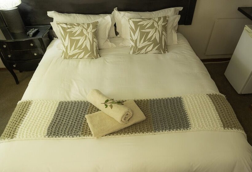 פנסיון Landa Guesthouse Self Catering Feel At Home And Enjoy Our Delicious Food