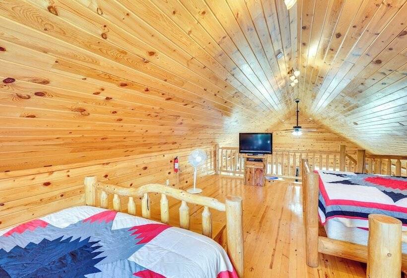 Wraparound Deck + Bbq: Pet Friendly Deadwood Cabin