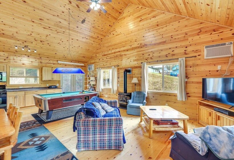 Wraparound Deck + Bbq: Pet Friendly Deadwood Cabin