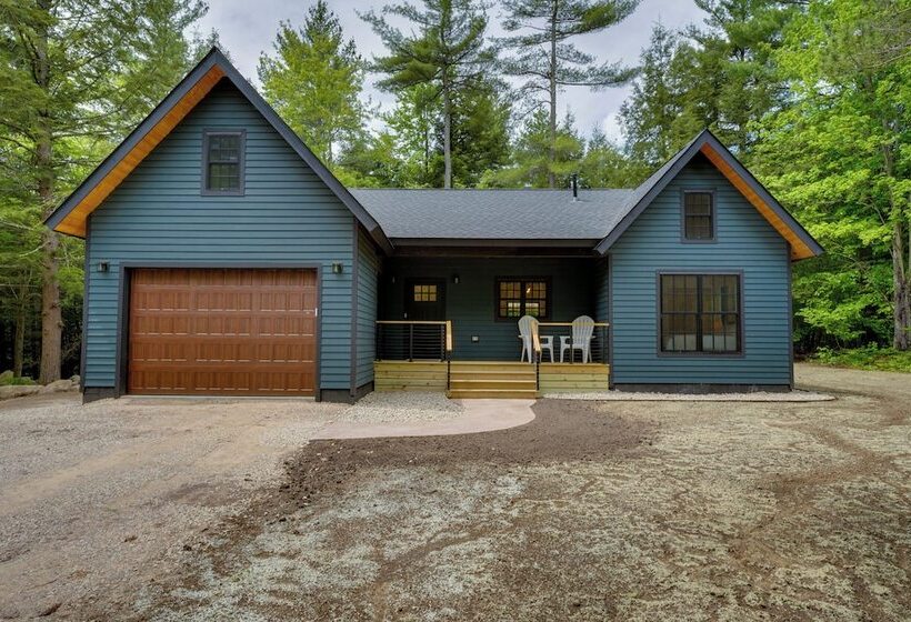 Secluded Wilmington Cabin: Fire Pit & Grill