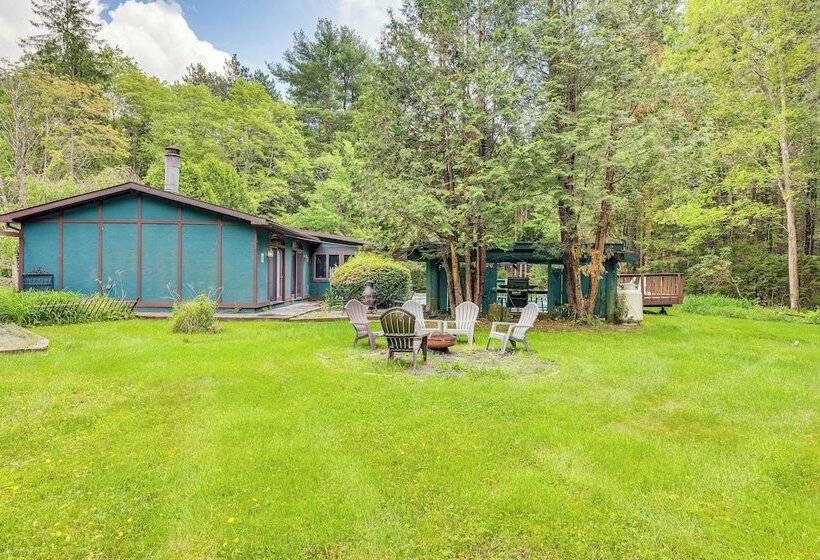 Pocono Cabin W/ 1 Acre Yard & Private Pool!
