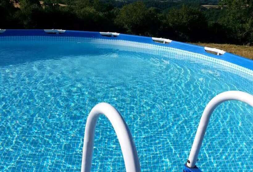 Pretty Gite With Private Pool