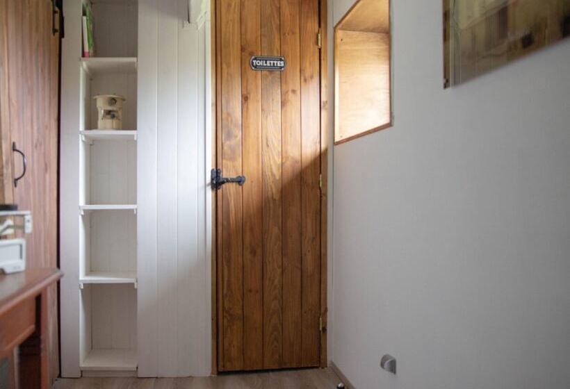 Pretty Gite With Private Pool