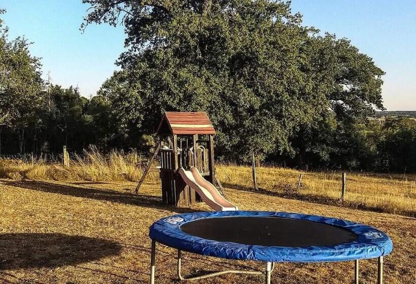 Pretty Gite With Private Pool