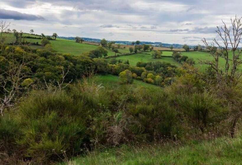 Pretty Gite With Private Pool