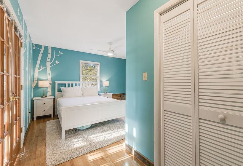 Red Cedar By Avantstay Cabin W/ Hot Tub + Views!