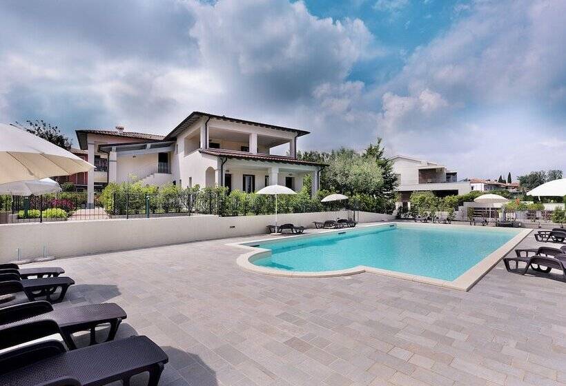 Residence Fiore Rosso