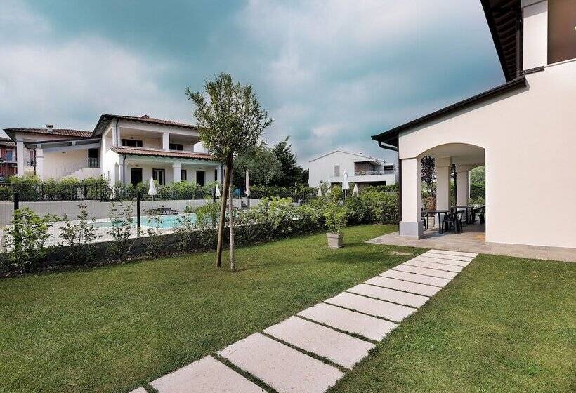 Residence Fiore Rosso