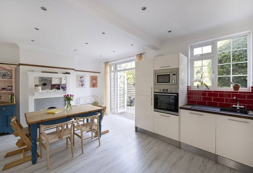 דירת נופש Charming 4 Bed House In South East London