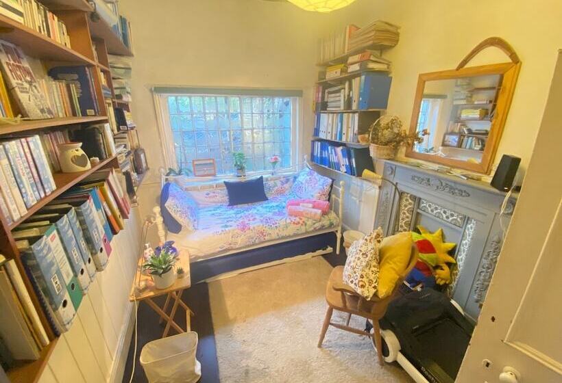 דירת נופש Inviting 5 Bed Farmhouse Near Ironbridge