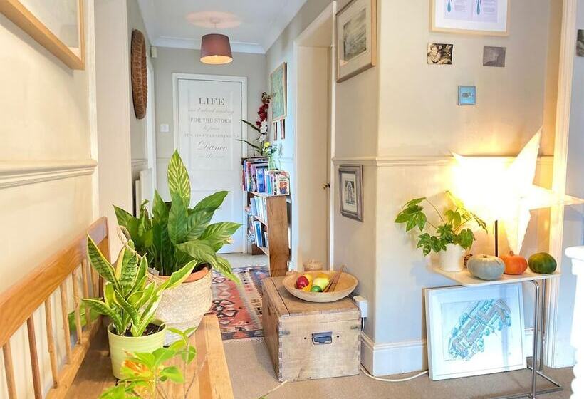 דירת נופש Inviting 5 Bed Farmhouse Near Ironbridge