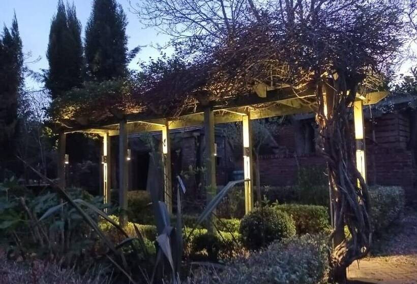 דירת נופש Inviting 5 Bed Farmhouse Near Ironbridge