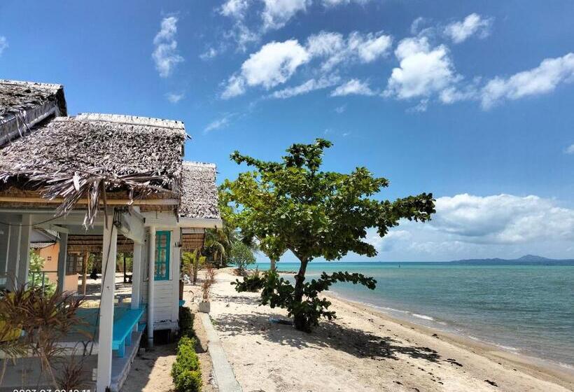 리조트 Sand Terrace Beach Bungalows