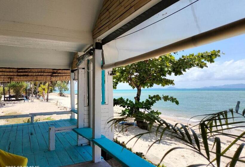 리조트 Sand Terrace Beach Bungalows