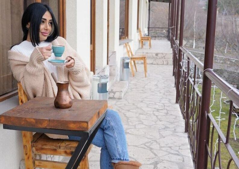 Restland Dilijan Family