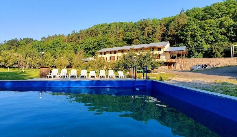 Restland Dilijan Family