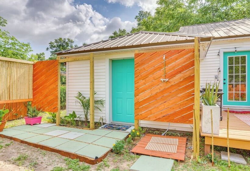 Retro Tropical Pensacola Home   3 Mi To Downtown!
