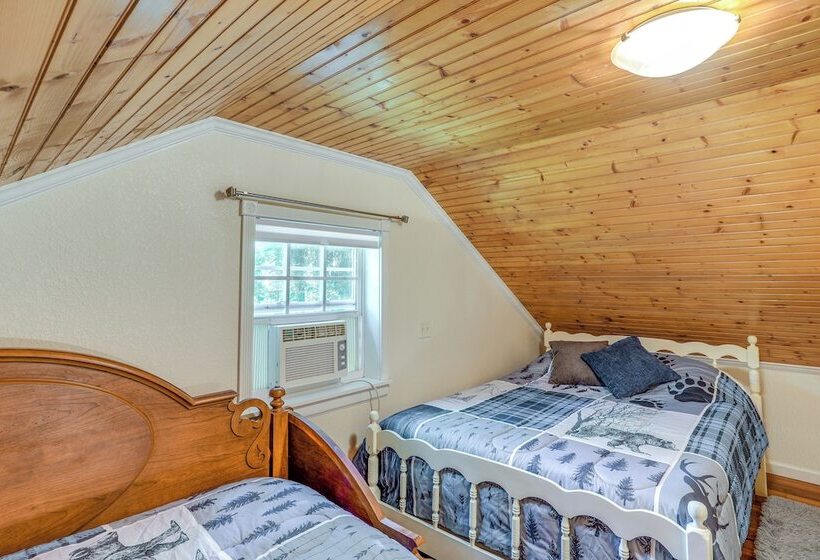 Secluded Vacation Rental Bordering Creek!