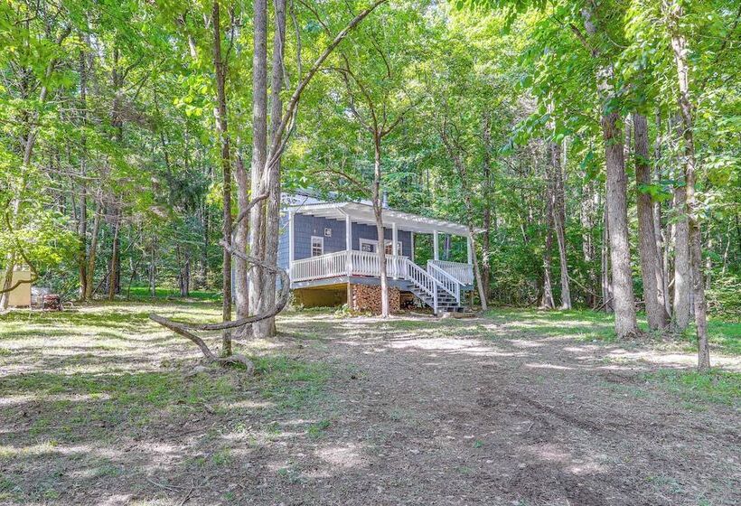 Secluded Vacation Rental Bordering Creek!