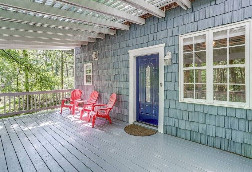 Secluded Vacation Rental Bordering Creek!