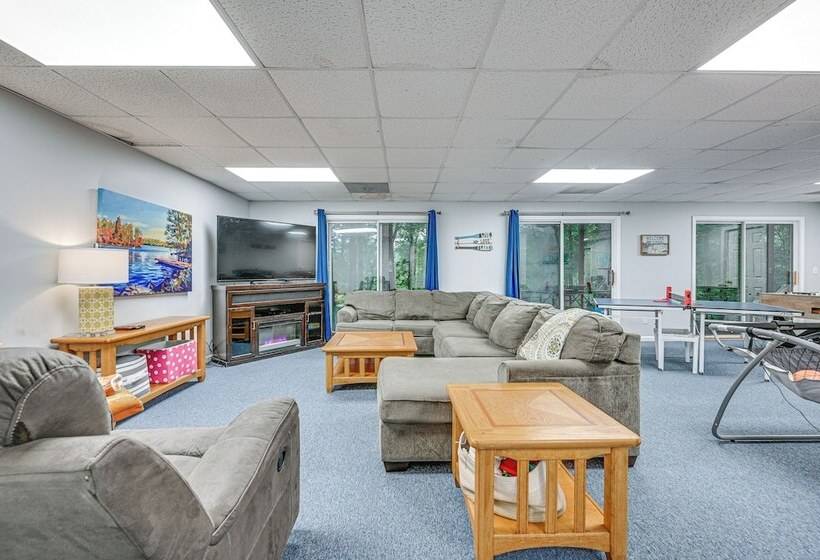 Delma S Haven  In Cadiz W/ Deck & Lake Access!