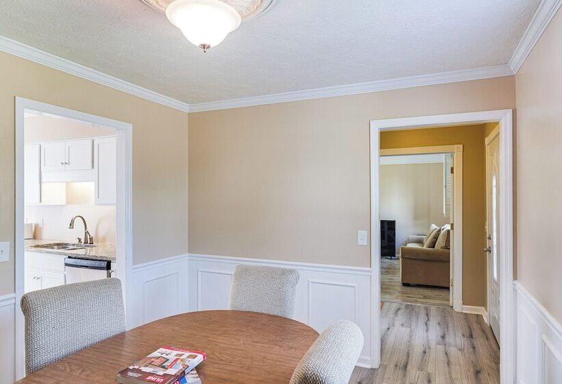 Smyrna Home W/ Private Yard: 25 Mi To Nashville!