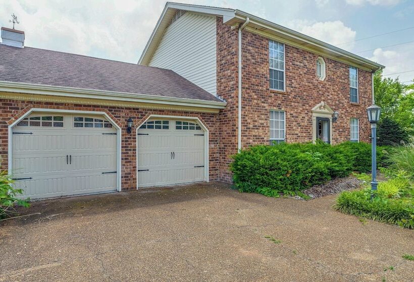 Smyrna Home W/ Private Yard: 25 Mi To Nashville!