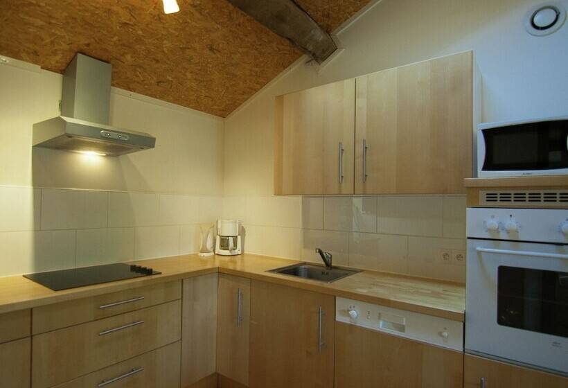 Spacious Gite With Large Terrace