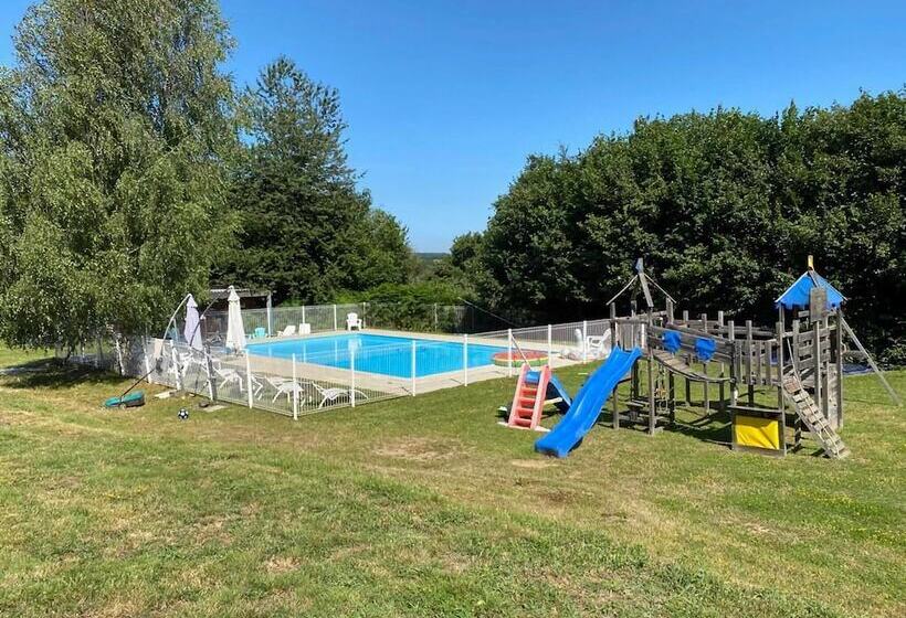 Spacious Gite With Large Terrace