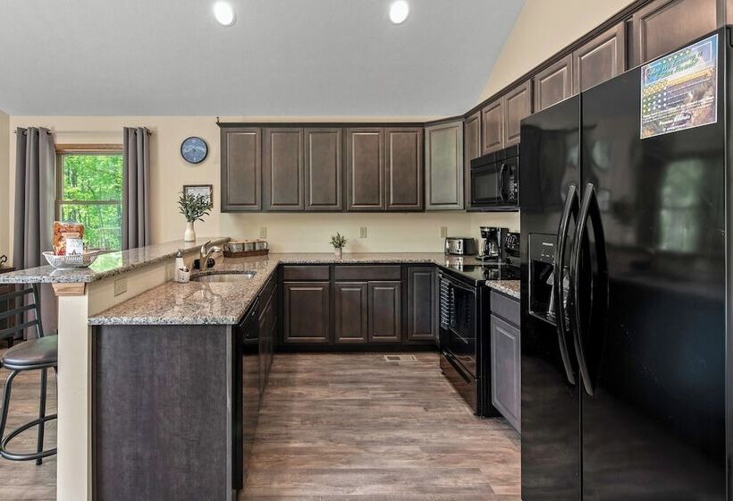 Summit Solitude By Avantstay Lake & Beach Access