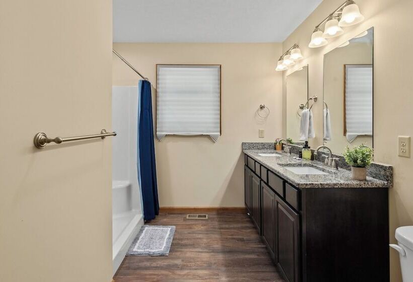 Summit Solitude By Avantstay Lake & Beach Access