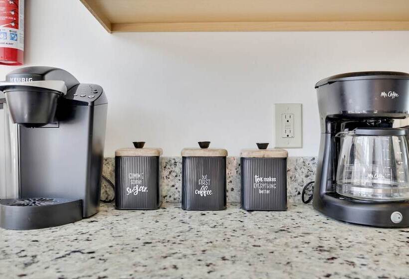 Sycamore Cove By Avantstay Hot Tub, Game Rooms