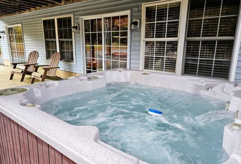 Sycamore Cove By Avantstay Hot Tub, Game Rooms