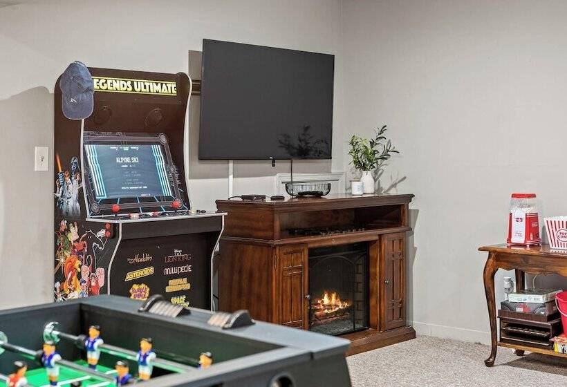 The Boulder Inn By Avantstay Indoor Hot Tub, Game Room, Outdoor Fire Pit