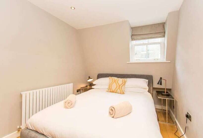 The Sweet Mews   Big & Bright 4bdr Mews Home In Ideal Location