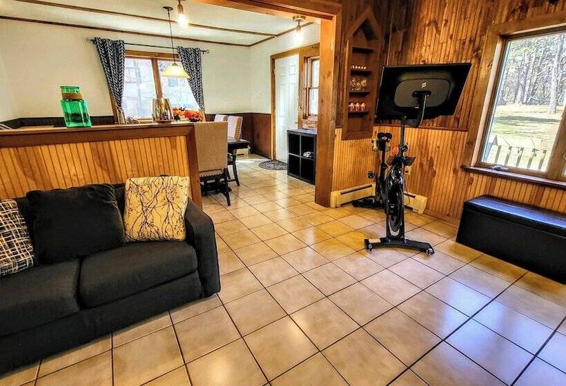 The Wooden Nest By Avantstay Deck, Big Yard W/ Hammocks & Fire Pit