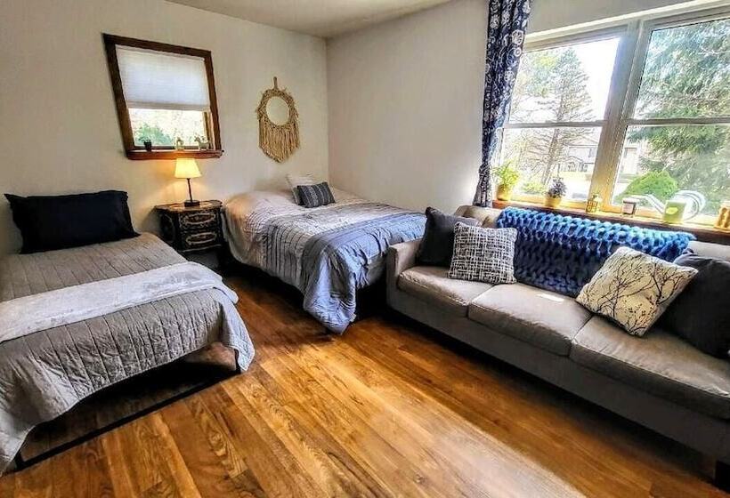 The Wooden Nest By Avantstay Deck, Big Yard W/ Hammocks & Fire Pit