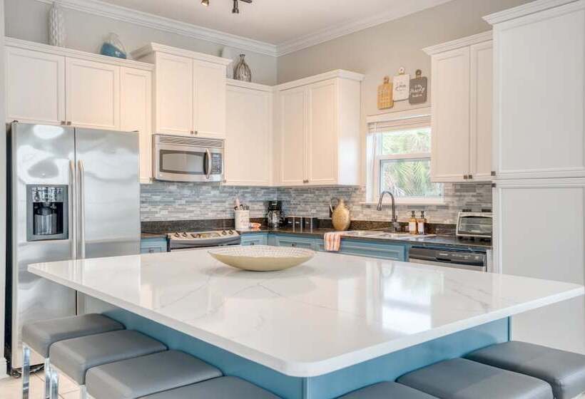 Tidal Charm By Avantstay Walk To Beach, Community Pool, Balcony, Ocean Views