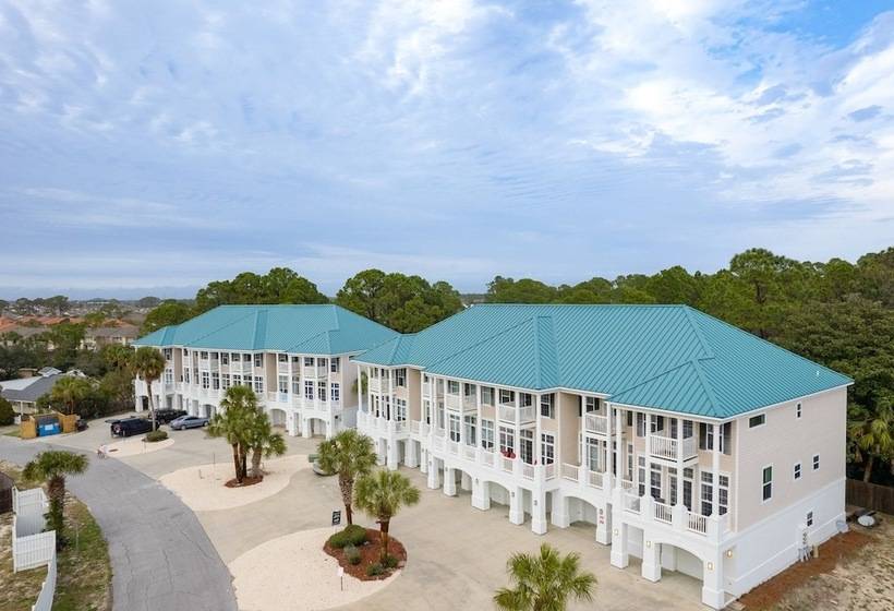 Tidal Charm By Avantstay Walk To Beach, Community Pool, Balcony, Ocean Views