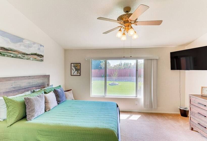 Victorville Home W/ Large Yard & Charcoal Grill!